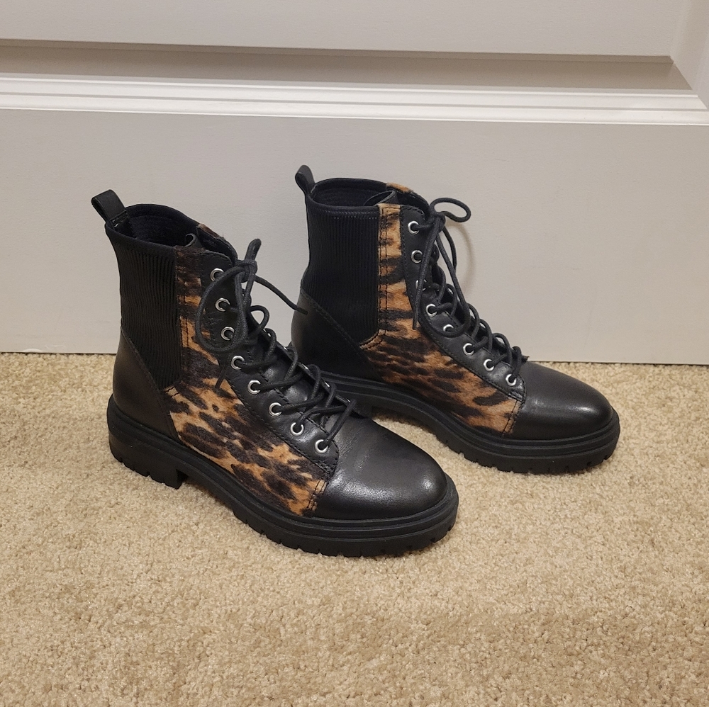 Vince Camuto Bestenda Leather Combat boot size 6.5
